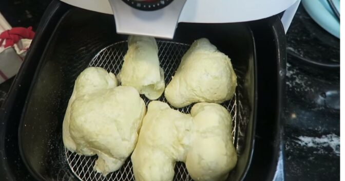 Lanches: Biscoito de Polvilho Azedo na Air Fryer: Delicioso e Pronto em Apenas 10 Minutos