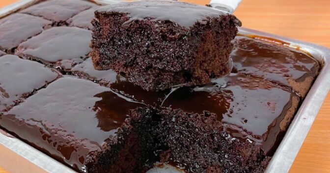 Bolos: Bolo de Chocolate Feito à Mão