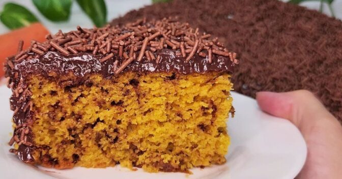 Bolos: Bolo de Cenoura Formigueiro com Brigadeiro Cremoso: Uma Explosão de Sabor!