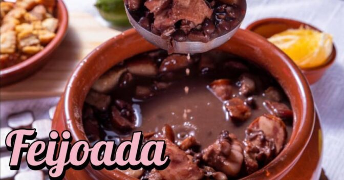 Pratos Únicos: Feijoada de Dar Água na Boca: Receita Simples e Incrivelmente Saborosa!