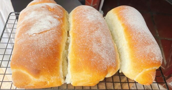 Pães: Pão Caseiro: Receita Fácil e Econômica para Todos os Dias!