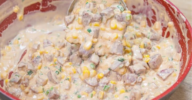Pratos Únicos: Strogonoff de Calabresa: Delicioso e Prático para uma Refeição Diferente!