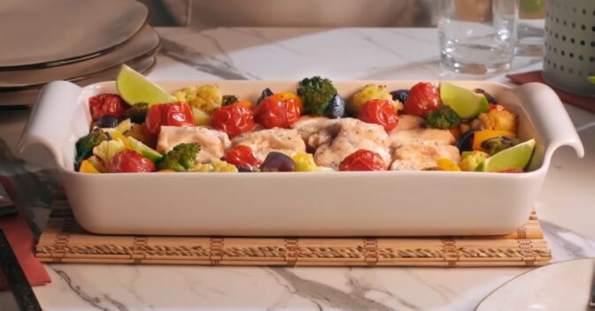 Peixes / Frutos do Mar: Tambaqui Assado com Vegetais: Uma Refeição Saborosa e Saudável