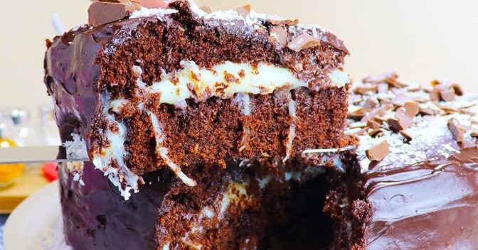Bolos: ESSE BOLO DE PRESTÍGIO SUPER RECHEADO VAI SURPREENDER TODOS NA SUA CASA!