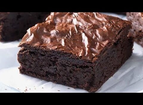 Bolos: BROWNIE DE BANANA E CHOCOLATE COM 3 INGREDIENTES