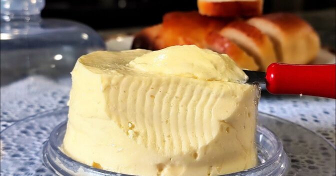 Lanches: Faça sua própria MANTEIGA CASEIRA prática e saborosa