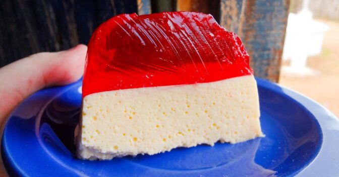 Sobremesas: SOBREMESA COM 2 INGREDIENTES FÁCIL E RÁPIDA