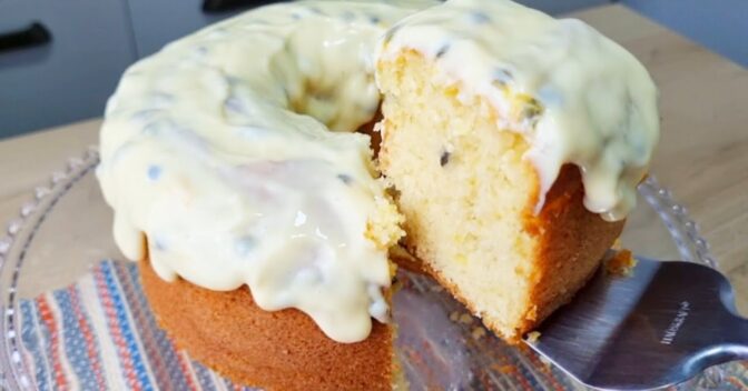 Bolos: BOLO DE MARACUJÁ COM COBERTURA FÁCIL DE FAZER