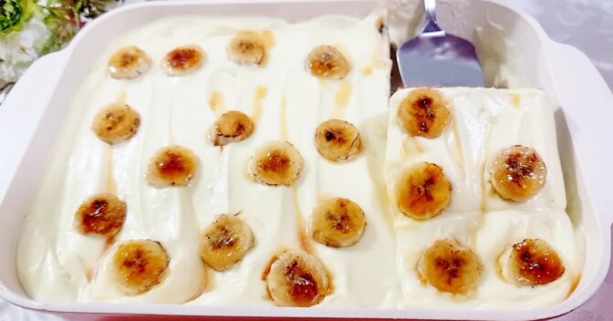 Bolos: BOLO DE BANANA com um toque especial de confeitaria fina