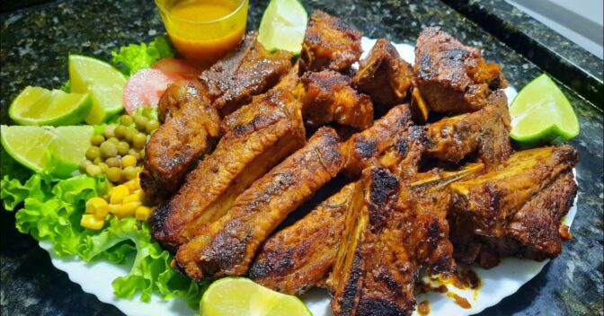 Carnes: COSTELINHA DE PORCO FRITA NA MOSTARDA COM MEL