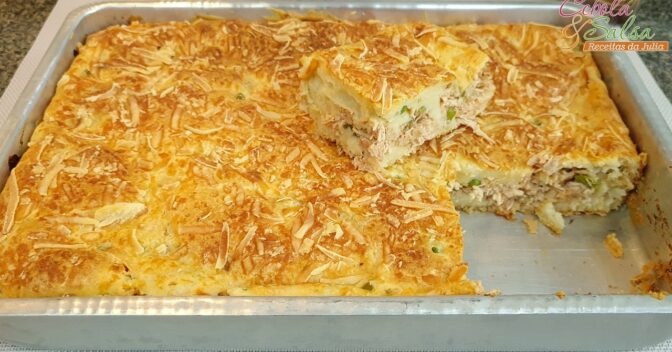 Pratos Únicos: TORTA CREMOSA DE FRANGO, DE LIQUIDIFICADOR SERVE DE PRATO ÚNICO