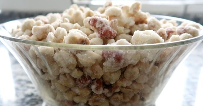 Doces: CARTUCHO DE AMENDOIM PARA FESTA JUNINAS