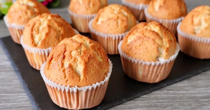 Sobremesas: Muffin de baunilha, fofinho e prático para levar ao trabalho