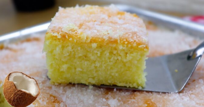 Bolos: BOLO DE COCO COM MAIZENA SEM LEITE E SEM FARINHA BEM FOFINHO