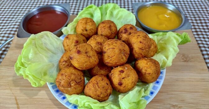 Salgados: Bolinho de frango sem massa fica pronto em minutos, aprenda a fazer