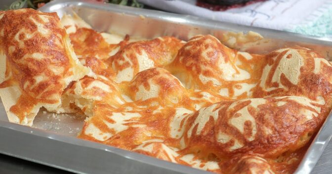 Lanches: BISCOITO DE ASSADEIRA DE POLVILHO NA FORMA “MONTANHA RUSSA”