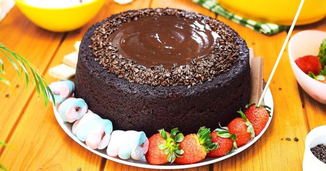 Bolos: Fondue dentro do bolo é o melhor dos dois mundos, fica delicado e irresistível