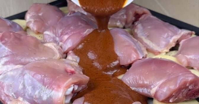 Carnes: Eu nunca mais preparei frango no forno de outra maneira
