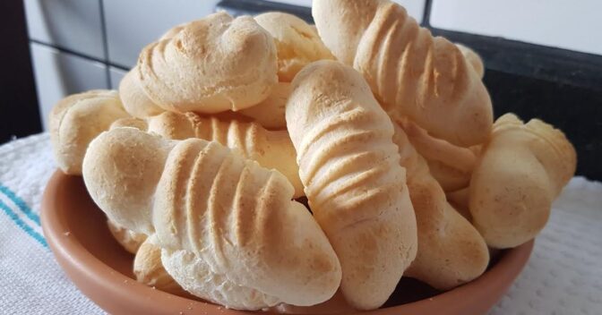 Lanches: Delicioso e Fácil Biscoito de Queijo com Polvilho Preparado no Liquidificador
