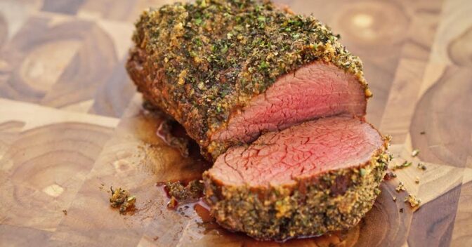 Carnes: Delicioso Filé Mignon Encrostado com Finas Ervas Aromáticas
