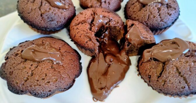 Sobremesas: Petit Gateau Simples e Fácil Preparo!
