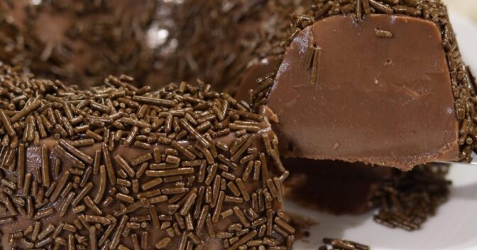 Sobremesa: Prepare um Delicioso Brigadeirão no Liquidificador Sem Usar o Forno em Menos de 5 Minutos