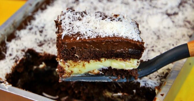 Bolos: Prepare um Deliciosamente Úmido e Fácil Bolo Prestígio Gelado para Surpreender a Todos!