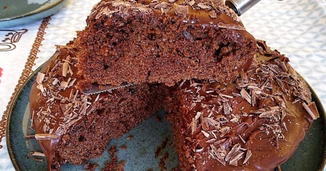 Bolos: Harmonia Sublime de Café, Chocolate e Ganache de Leite de Coco